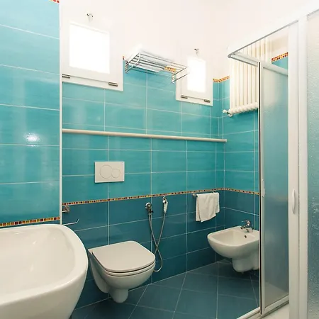 Lido ベラーリア・イジェア・マリーナ