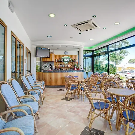 ホテル Lido ベラーリア・イジェア・マリーナ